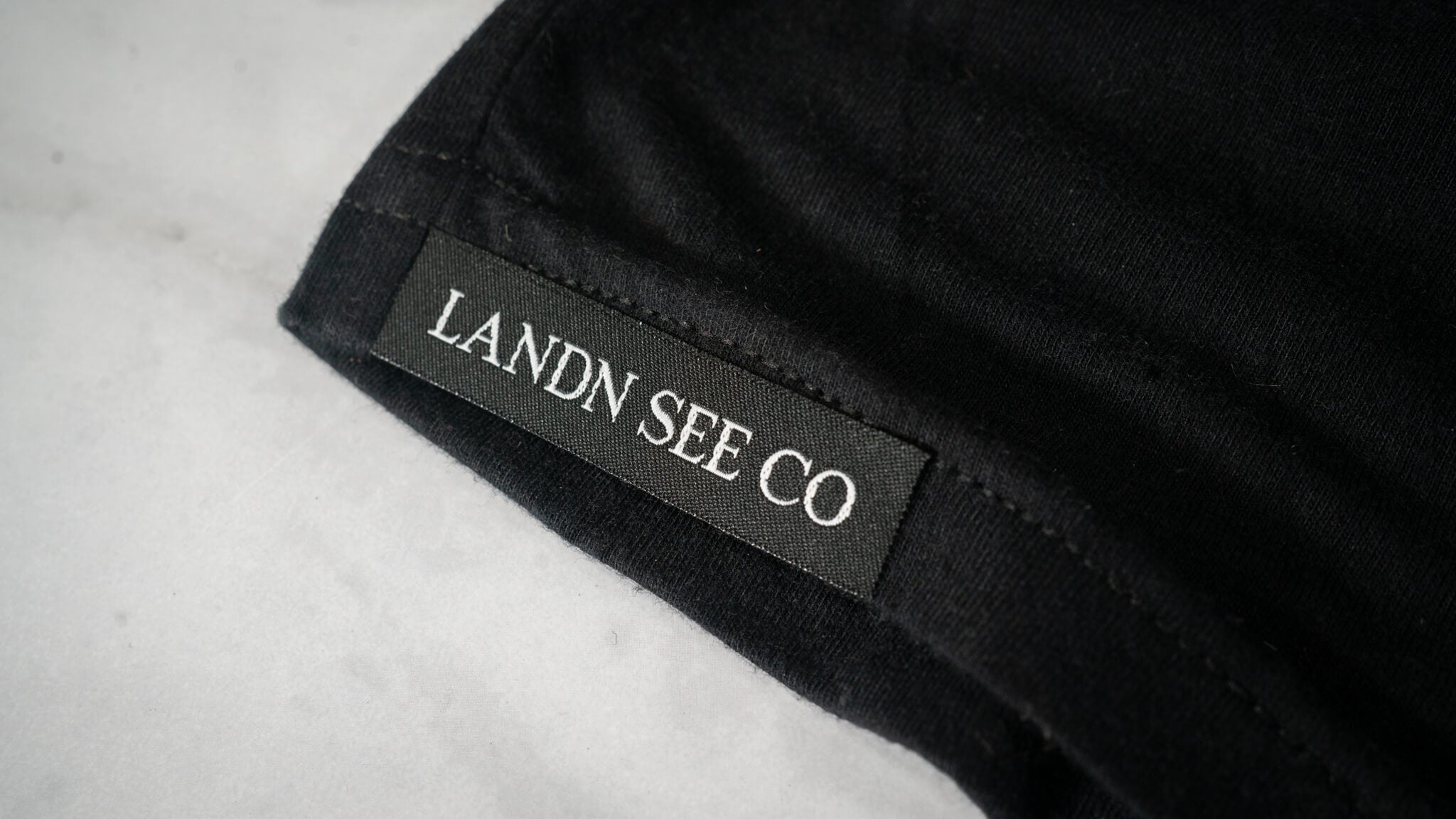 LANDN SEE Minimal SOFTee